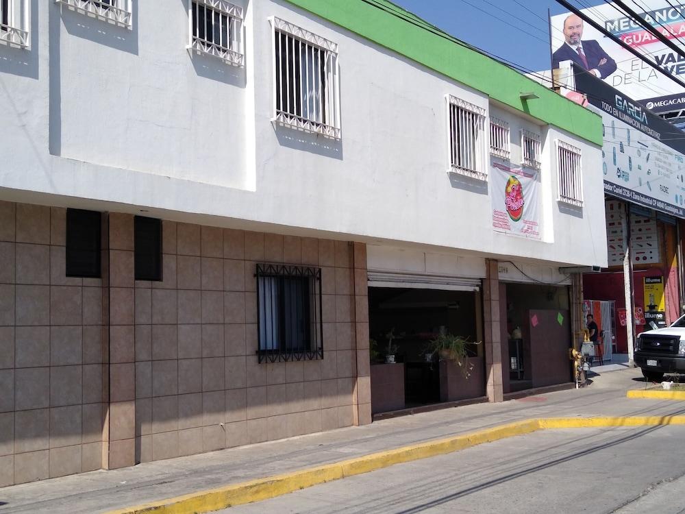Hotel Arboledas Industrial Guadalajara Extérieur photo