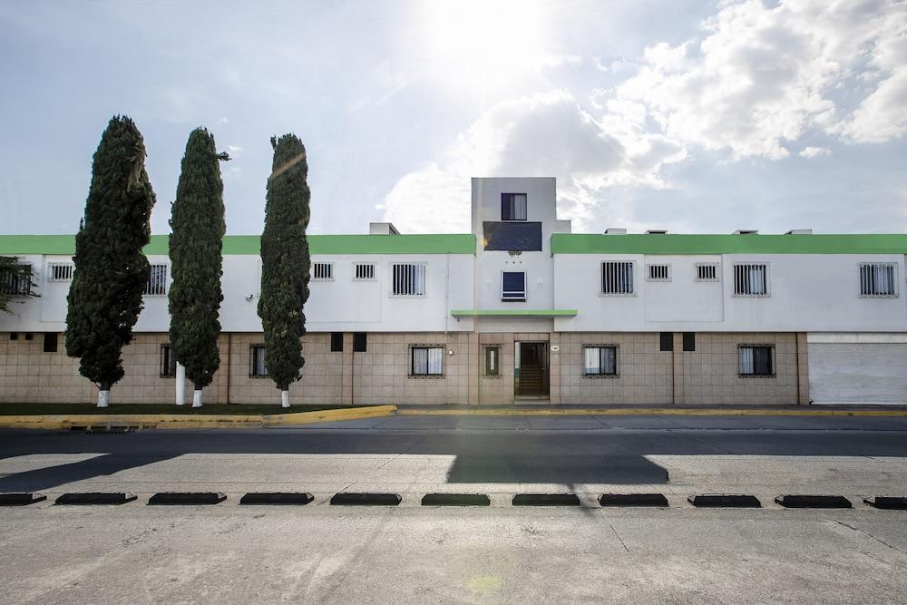 Hotel Arboledas Industrial Guadalajara Extérieur photo