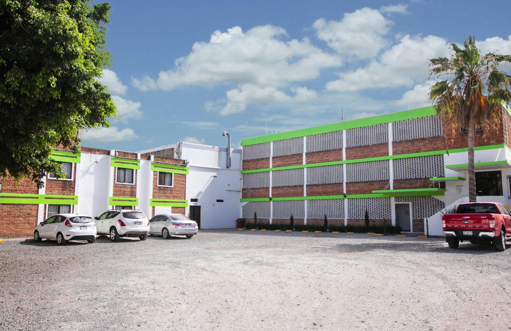 Hotel Arboledas Industrial Guadalajara Extérieur photo