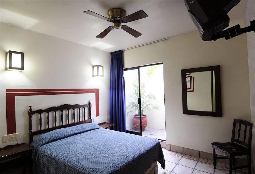 Hotel Arboledas Industrial Guadalajara Extérieur photo